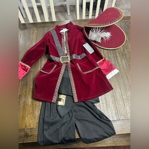 Brand new complete  boys Captain Hook costume. Size 9/10 Disney brand